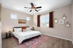 Stargazing Views + Hot Tub + Location! 3bed/3bath