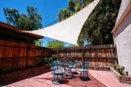 Mesa Getaway, 2 BR Condo, Central Location, Pool!