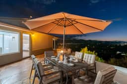 Top of the Mountain Home w/ Hot Tub, Gym & Sauna!