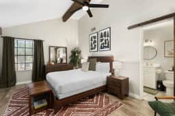 2BR Near Cubs Spring Training w/ Heated Pool & Spa - Image 2