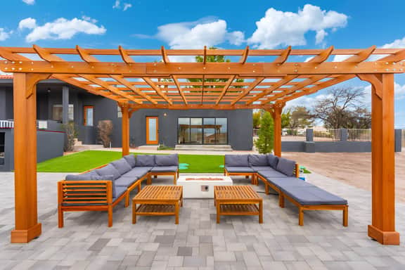 Outdoor Oasis with Views! - 3BR, Pool, Hot tub, Grill