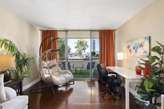 Old Town Scottsdale 1BR Condo | Pool, Spa, WFH